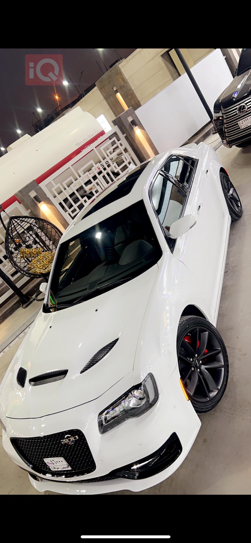 كرايسلر 300